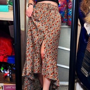 FLORAL SKIRT🌻🌹🪻